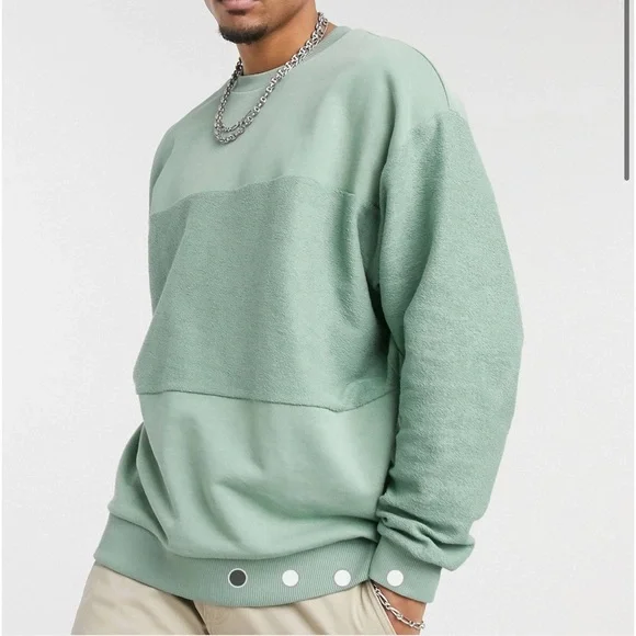 ASOS DESIGN oversized sweatshirt with cut and sew panel - Picture 1 of 6